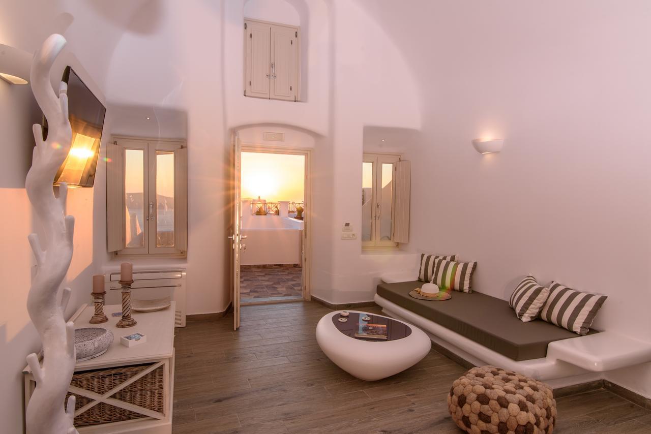 Angel Luxury Suites Firá Buitenkant foto