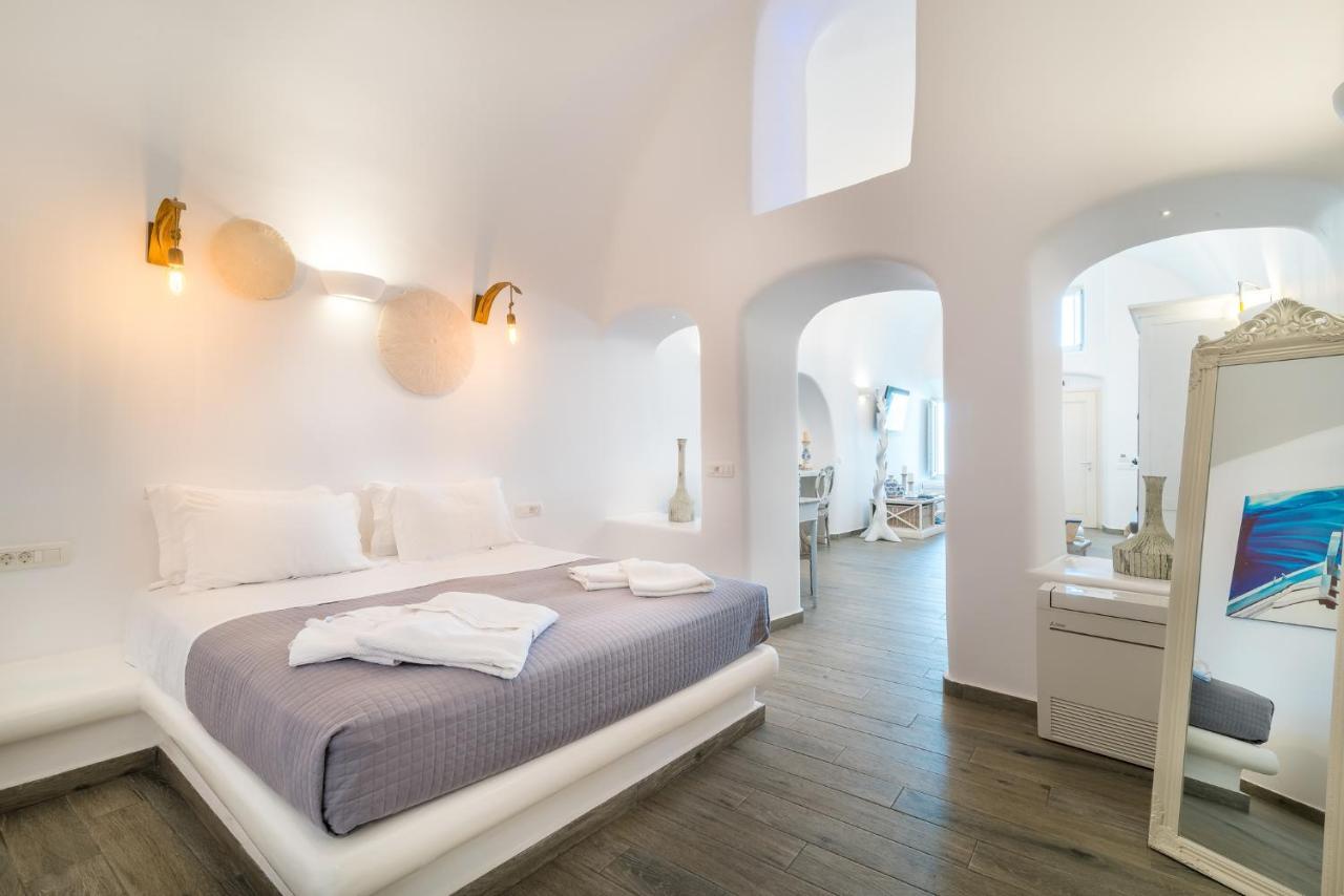Angel Luxury Suites Firá Buitenkant foto