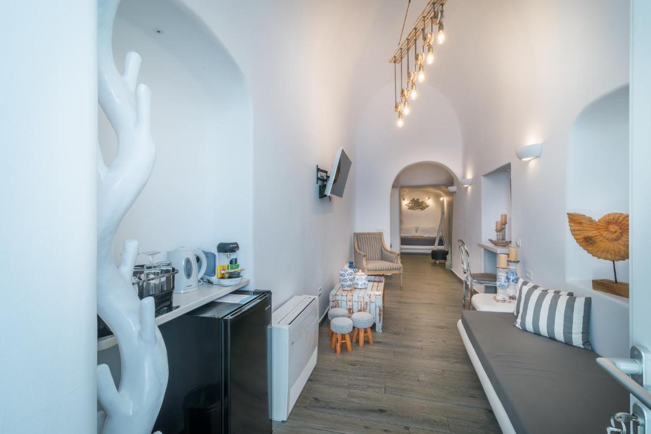 Angel Luxury Suites Firá Buitenkant foto